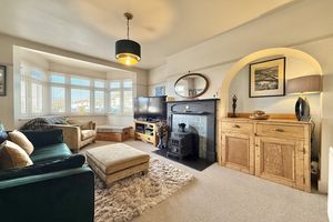 Lounge- click for photo gallery